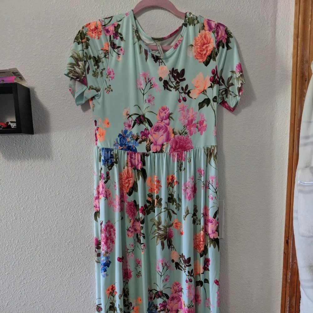 MAXI MINT DRESS